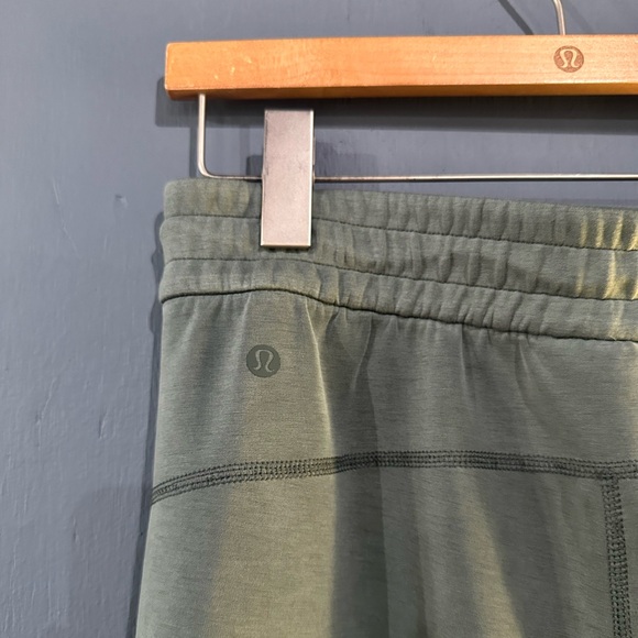 Lululemon Brushed Softstreme HR Slim Leg Pant - 8 - Smoked Spruce - NWT! - Picture 6 of 8
